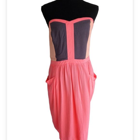 Xhilaration Strapless Sweetheart Neckline With Pockets Halter Dress - Picture 4 of 10